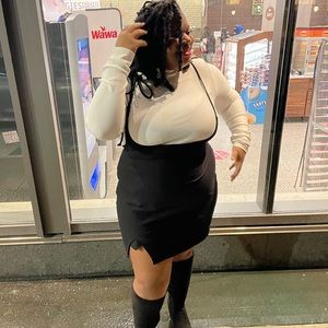 Plus size black dress